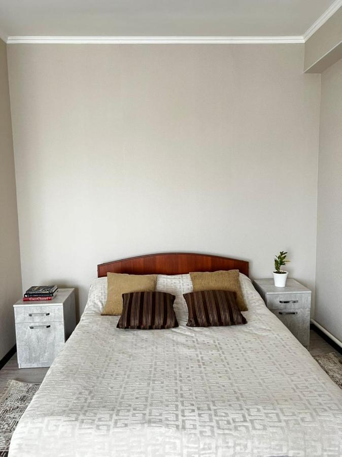 Meiman House Close To Asia Mall Biskek Kültér fotó